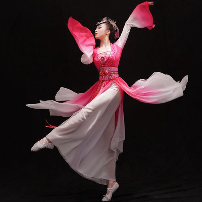 中国风舞蹈服